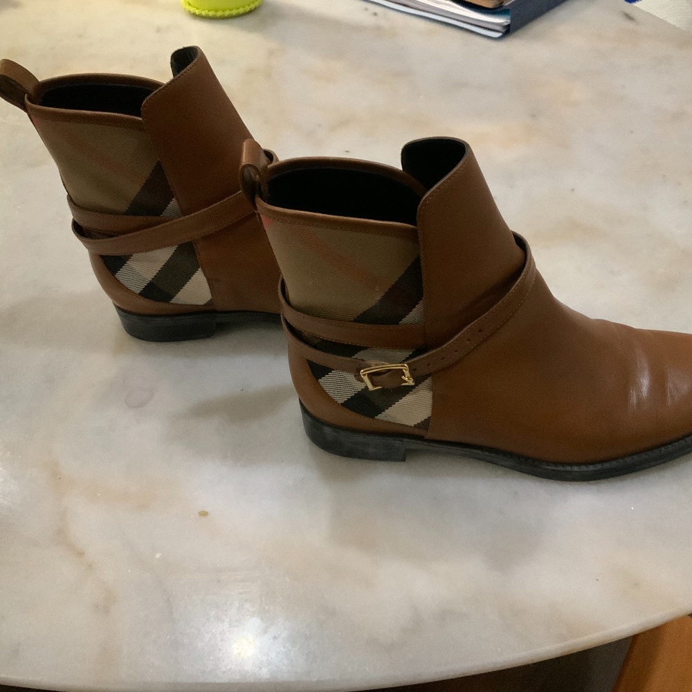 Burberry House check and leather ankle boots